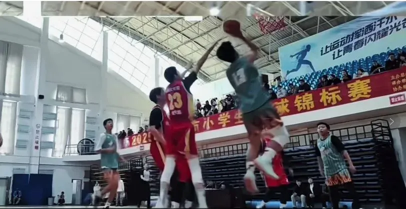 刻苦训练篮球时如何避免受伤的建议_0